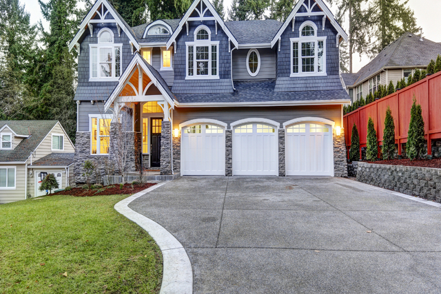 Corvallis Custom Concrete driveway finished project